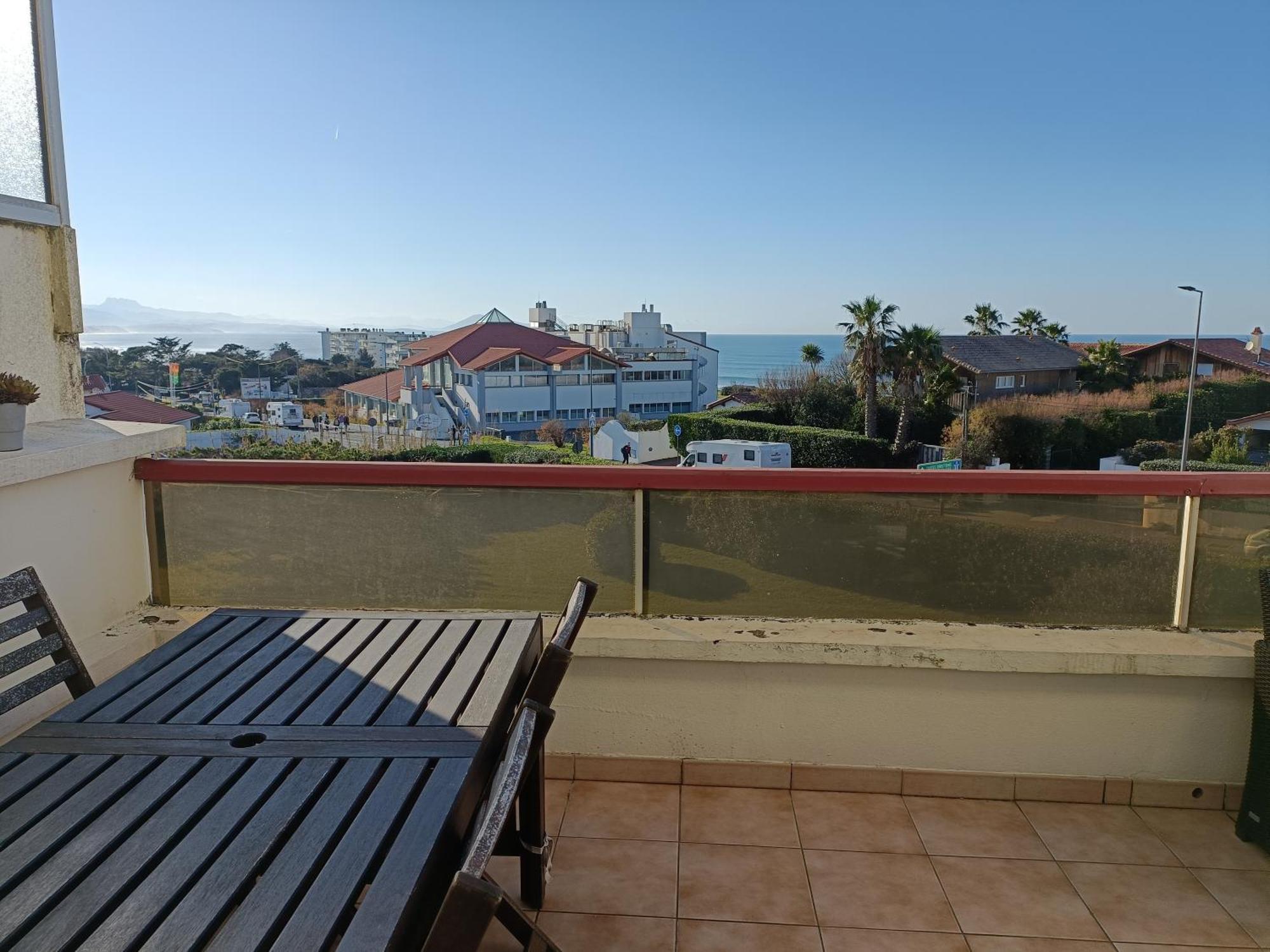 Vue Sur Mer Et Plage De Marbella Biarriz Exterior foto